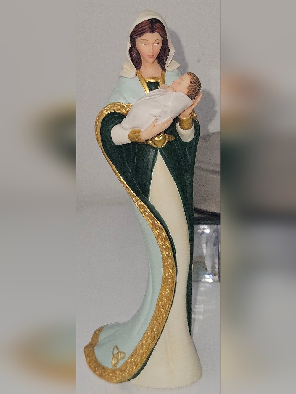 2009 HAWTHORNE VILLAGE MOTHER MARY AND BABY JESUS IRISH ELONGATED STATUE A+++
